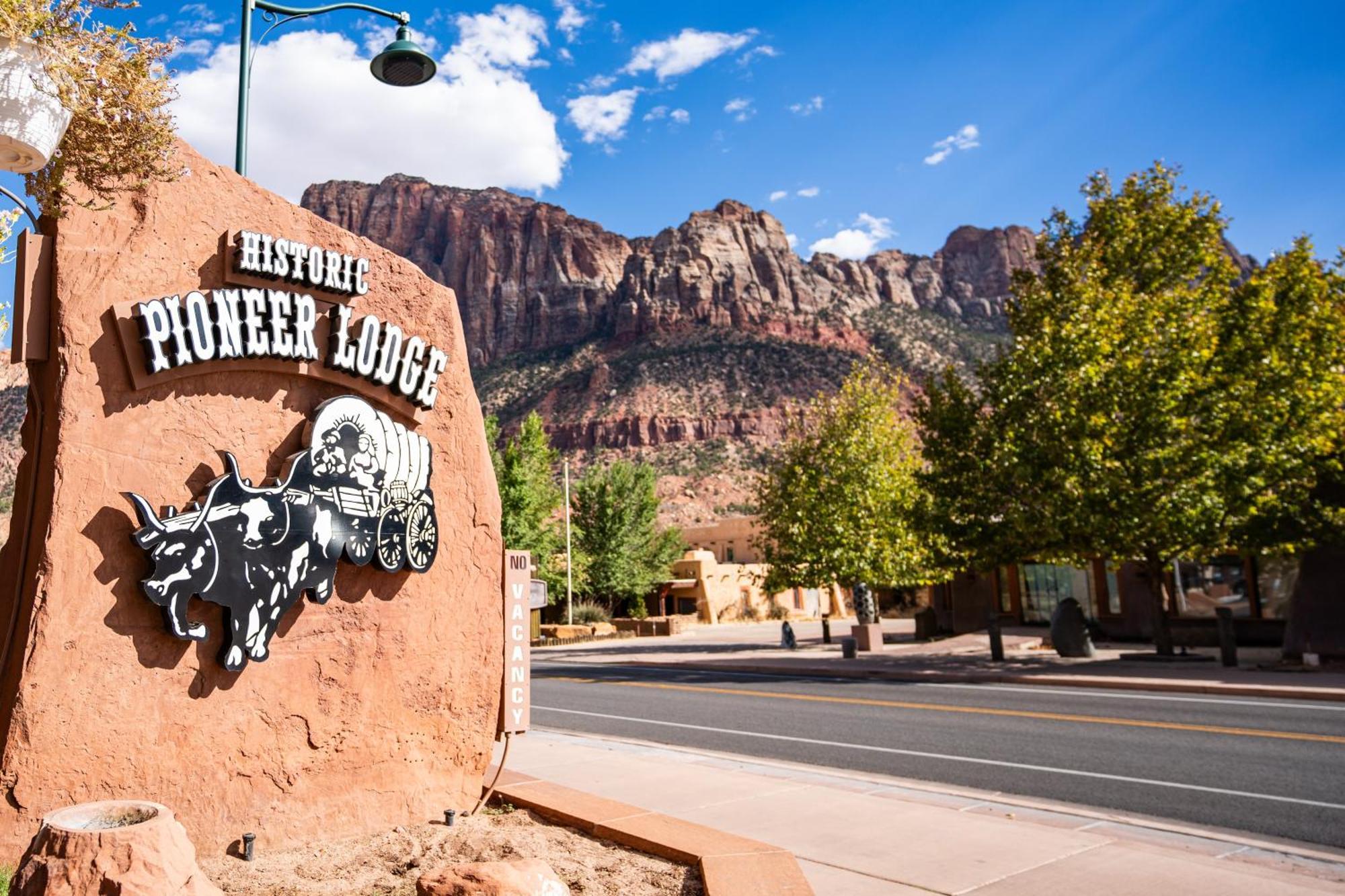 Pioneer Lodge Zion National Park-Springdale Ngoại thất bức ảnh