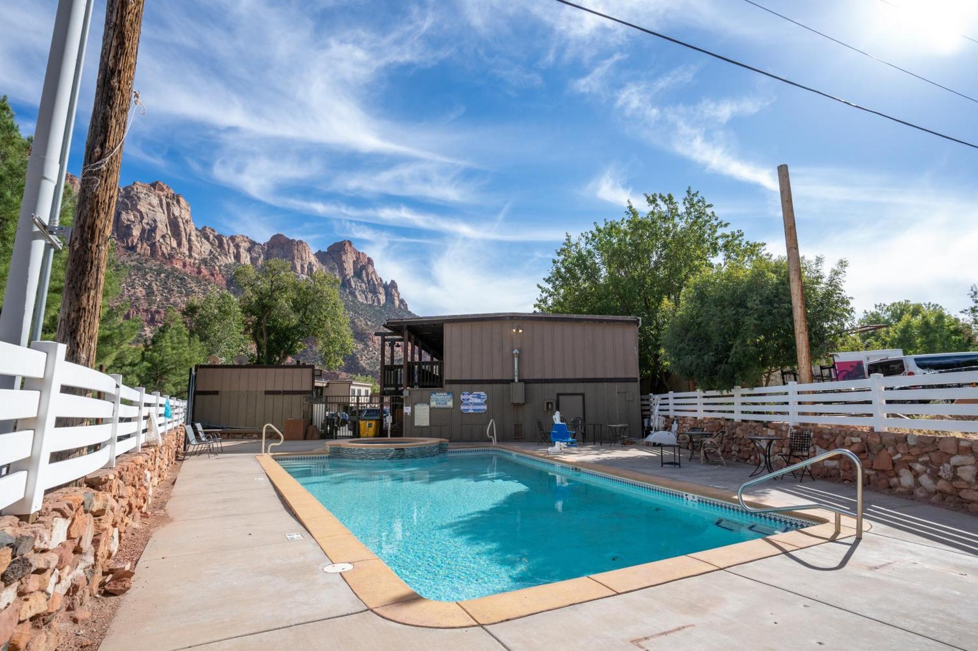 Pioneer Lodge Zion National Park-Springdale Ngoại thất bức ảnh