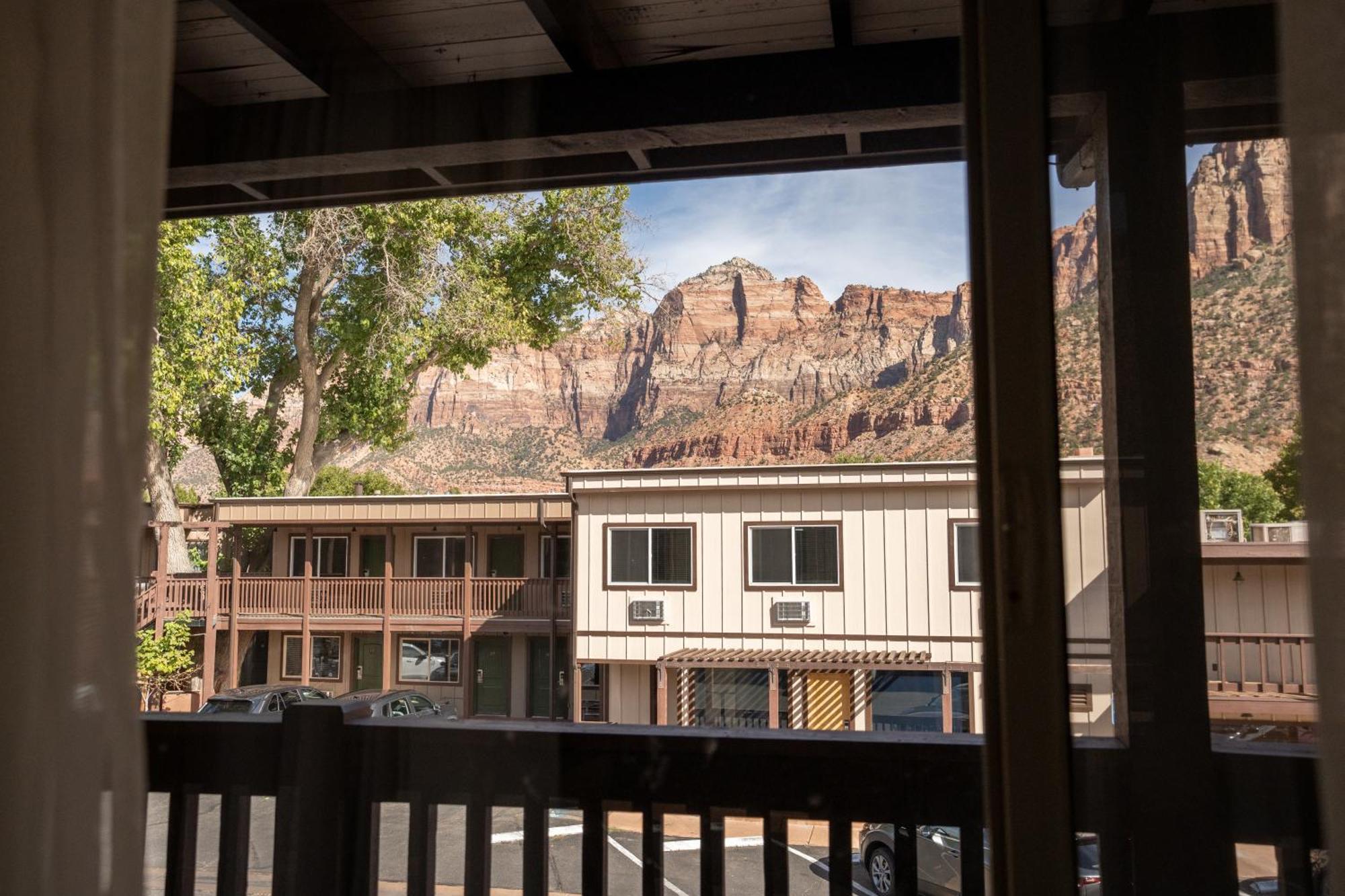 Pioneer Lodge Zion National Park-Springdale Ngoại thất bức ảnh